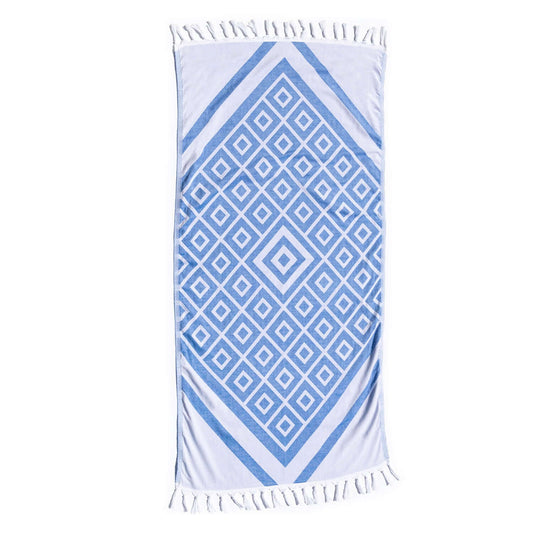 Turkish towels Canada in pure cotton for sustainability. Blue and white geometric design.
