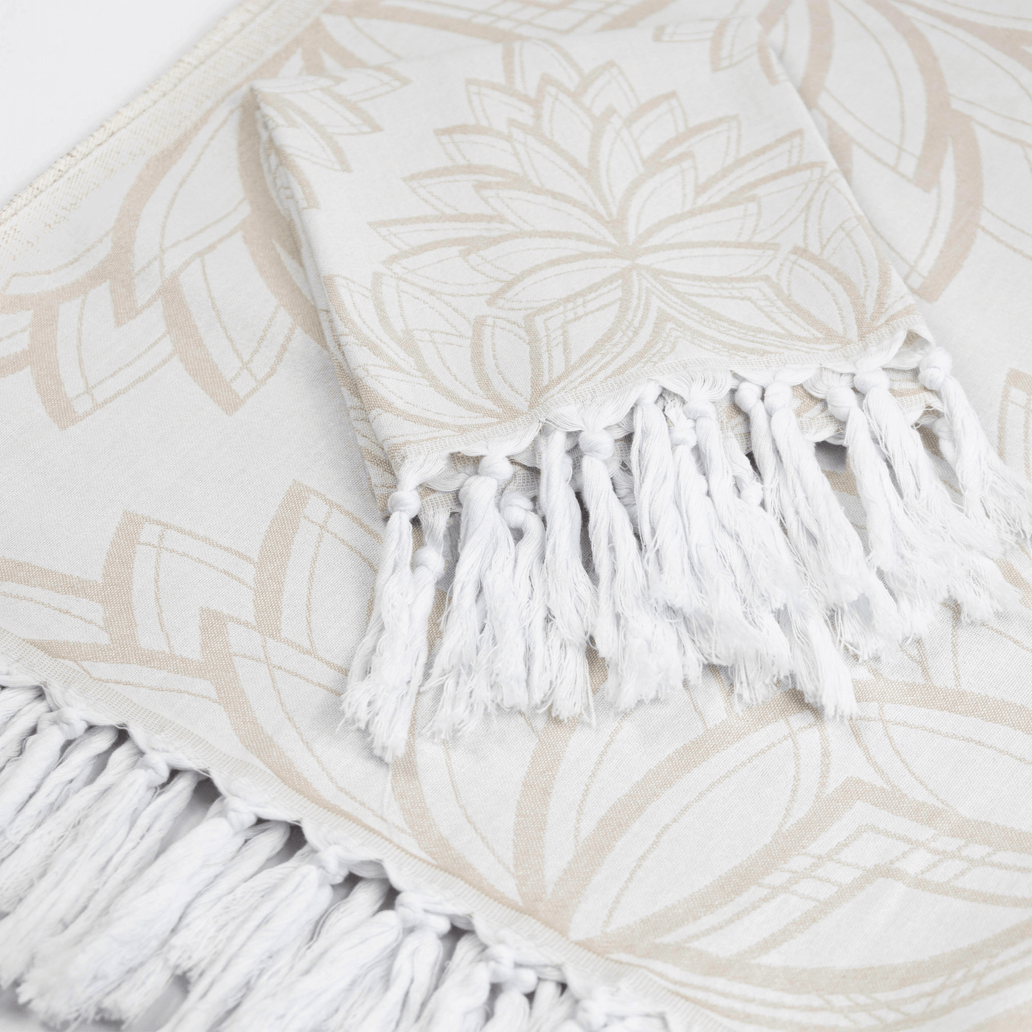 Turkish towels Canada set in oat and white floral. Pure Turkish cotton for sustainability. Machine was and dry. A gift set.