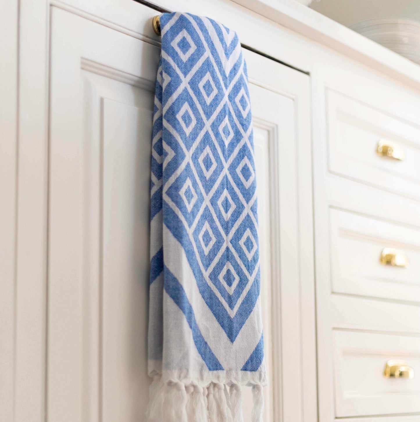 Turkish towels Canada in a large hand towel or tea towel. Pure cotton for sustainability. From a small Canadian business.