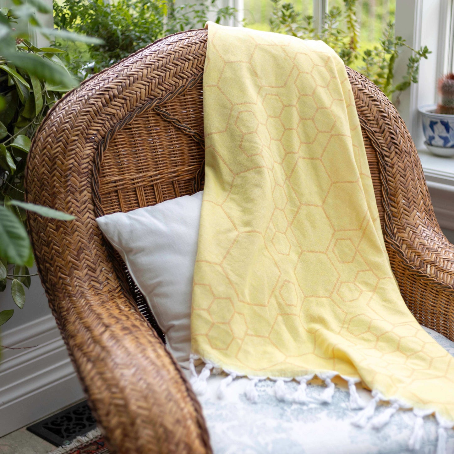 Luxury yellow orange Turkish towel Canada. Pure Turkish cotton. Turkish towel bath. Turkish towel beach. Luxury Turkish towel. Travel towel.