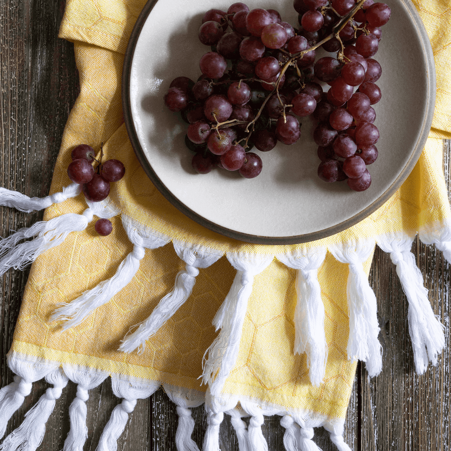 Turkish towels Canada set in yellow honeycomb. Pure Turkish cotton for sustainability. Machine was and dry. A gift set.
